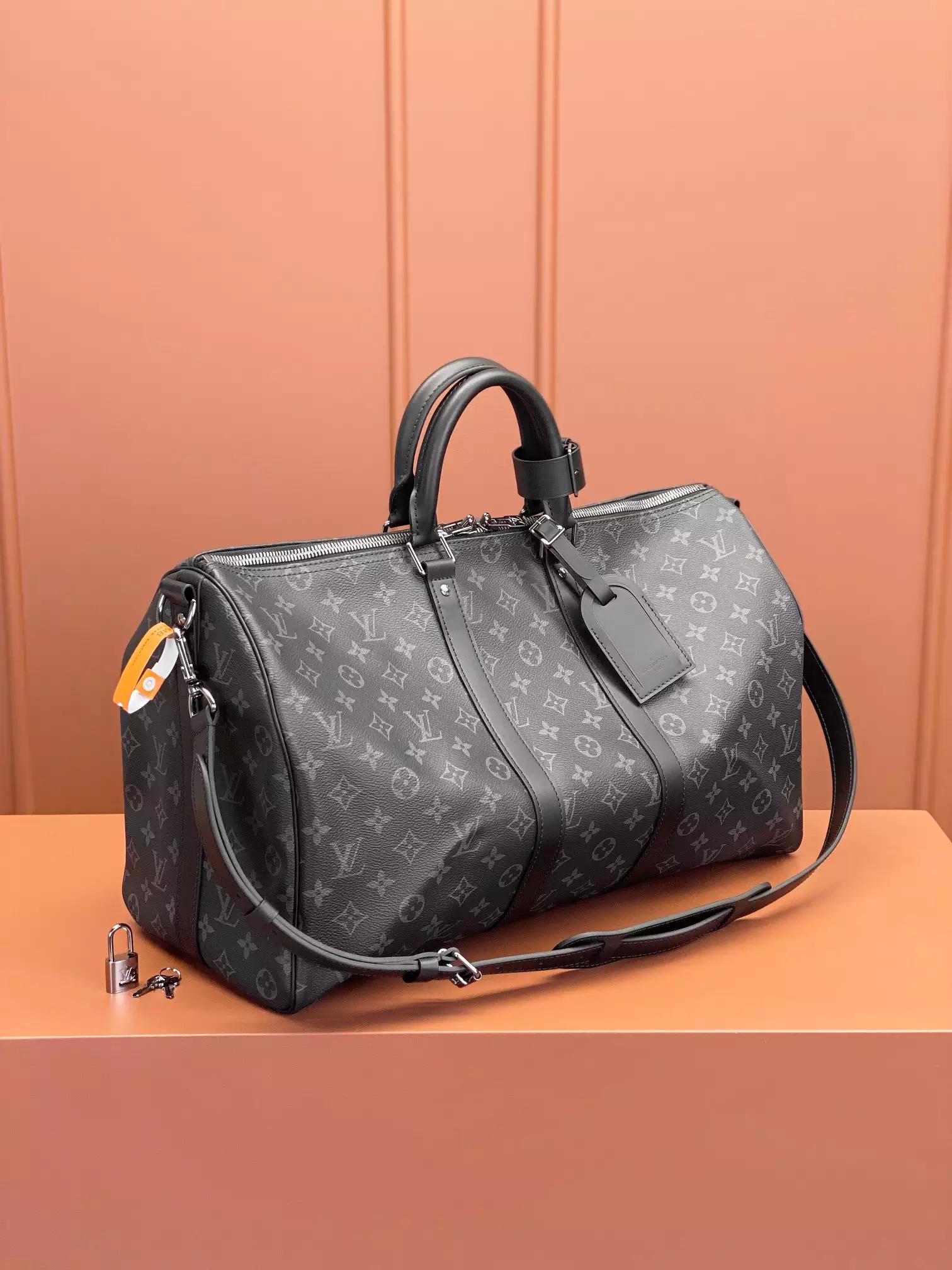 Keepall Bandoulière 45 Monogram Eclipse Canvas