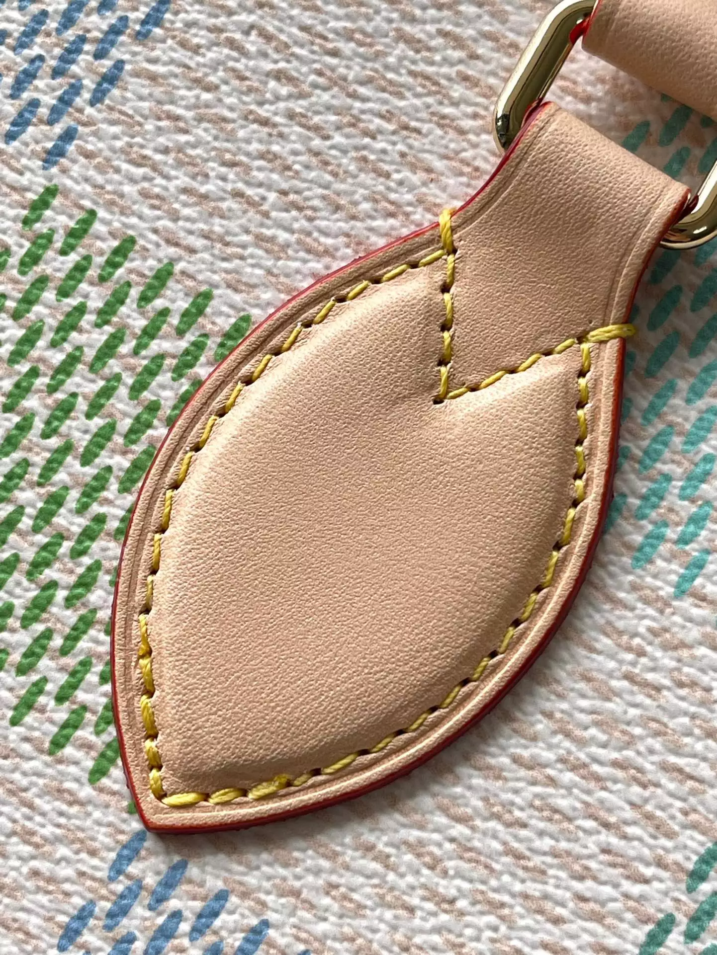 OnTheGo MM Pistachio Damier Giant Canvas