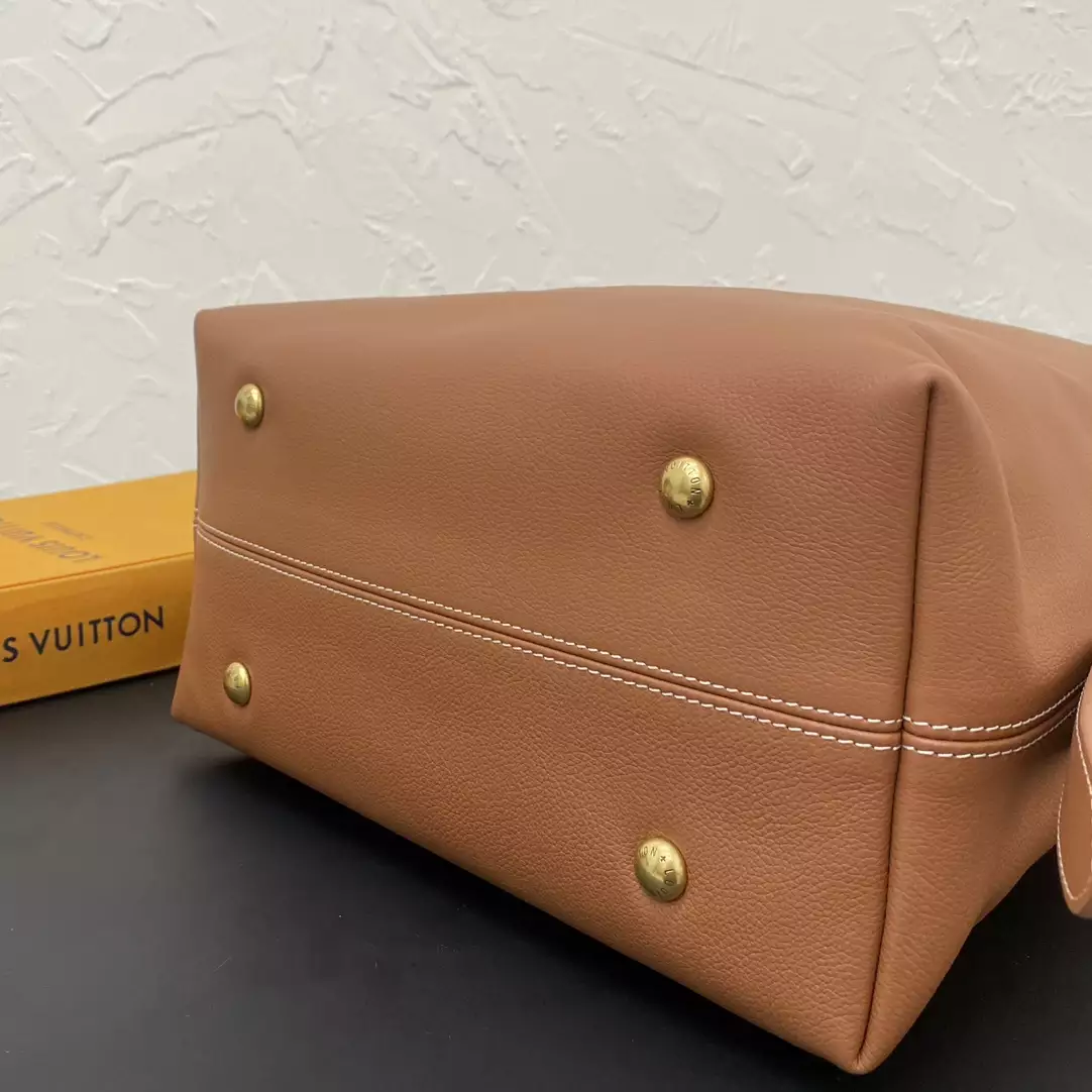 Low Key Hobo MM Cognac Brown Grained Calfskin