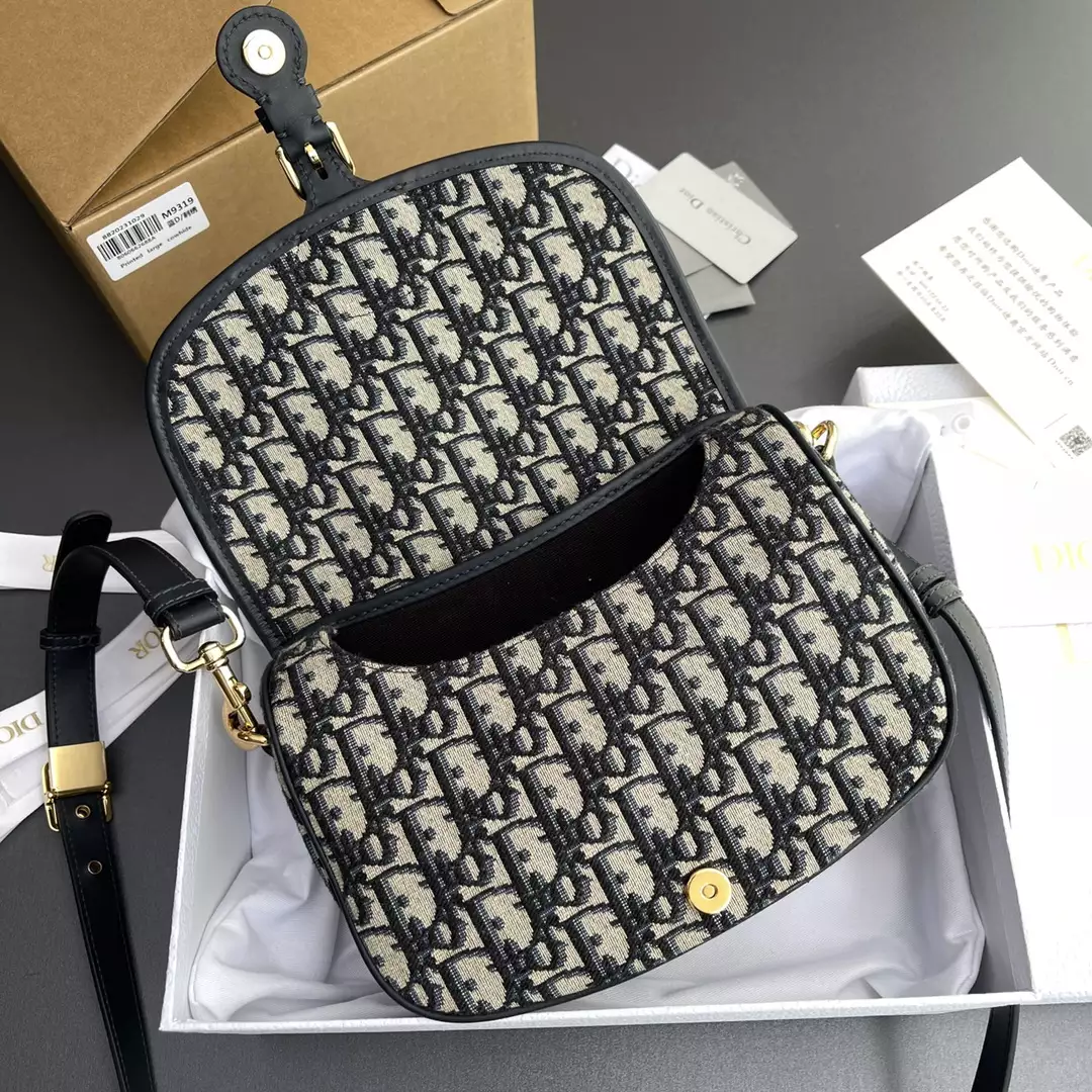 Medium Dior Bobby Bag Blue Dior Oblique Jacquard