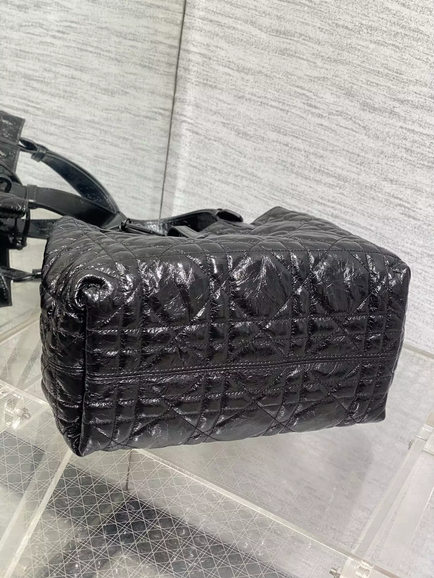 Medium Dior Toujours Bag Black Macrocannage Crinkled Calfskin