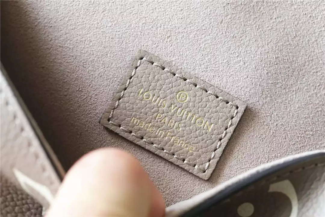 Nano Diane Bicolor Monogram Empreinte Beige/Cream Leather