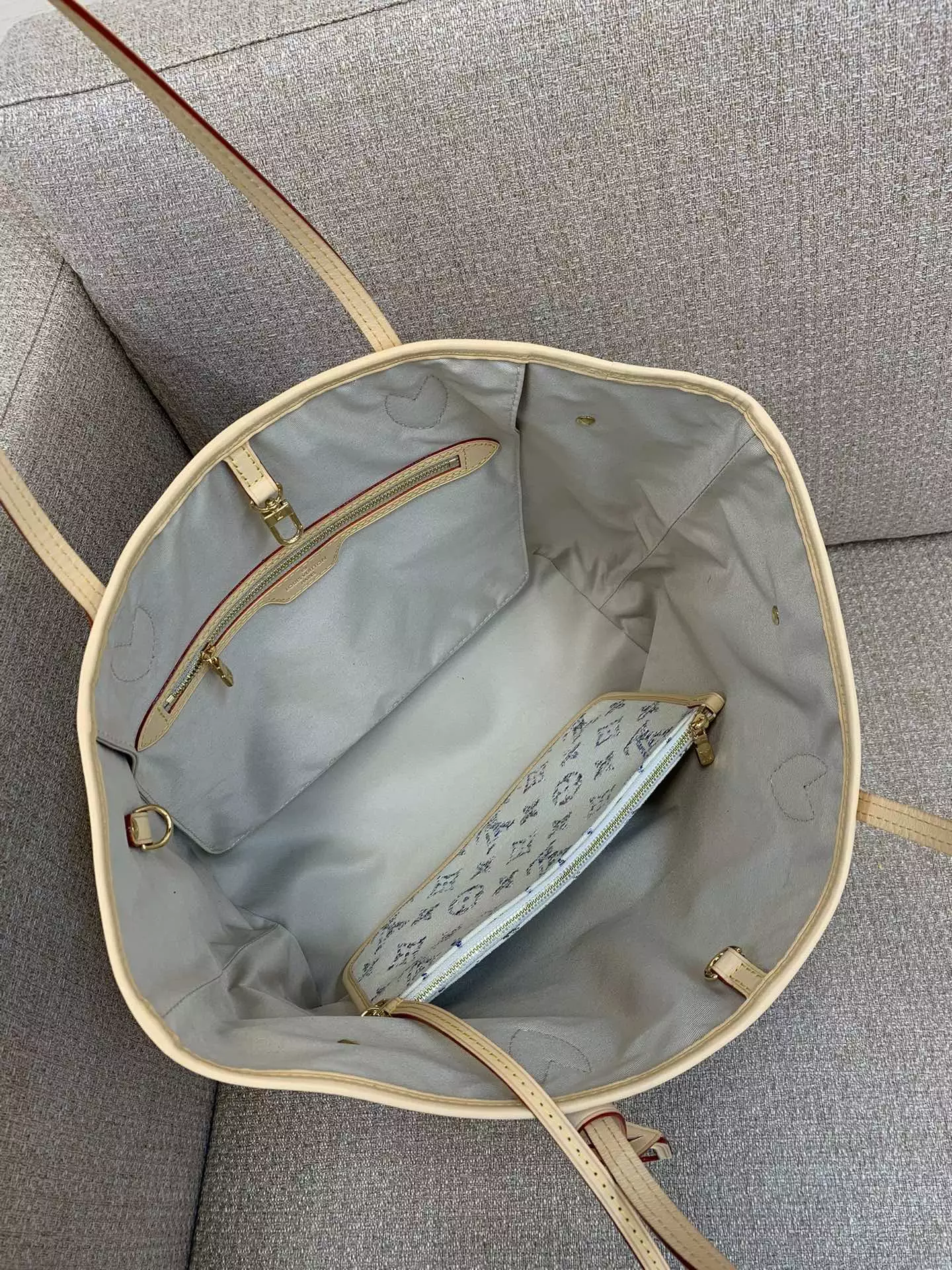 Neverfull MM Multicolor Beige Monogram Jacquard Fabric Tote Bag