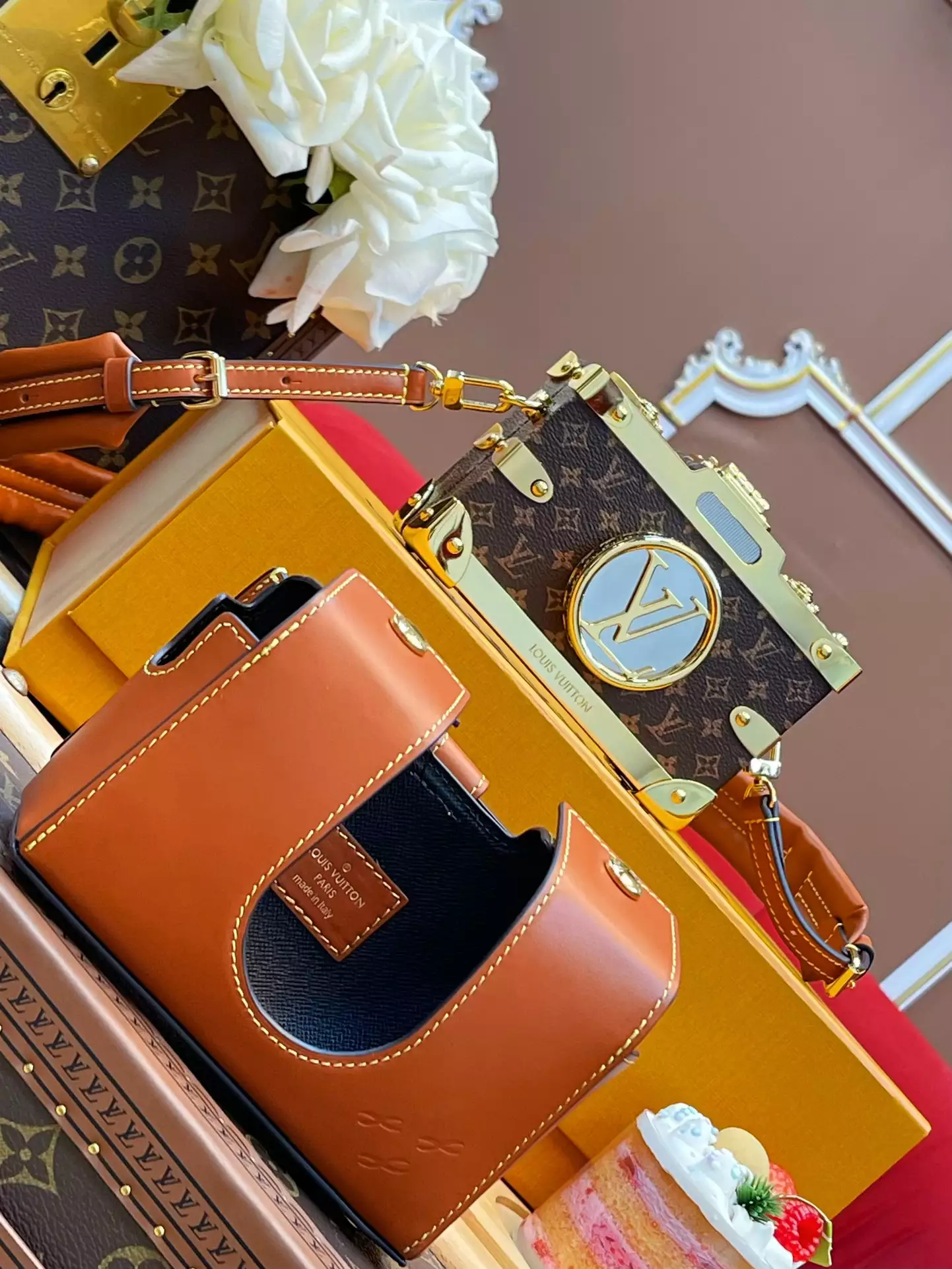 Pic Trunk Monogram Canvas Calf Leather Case