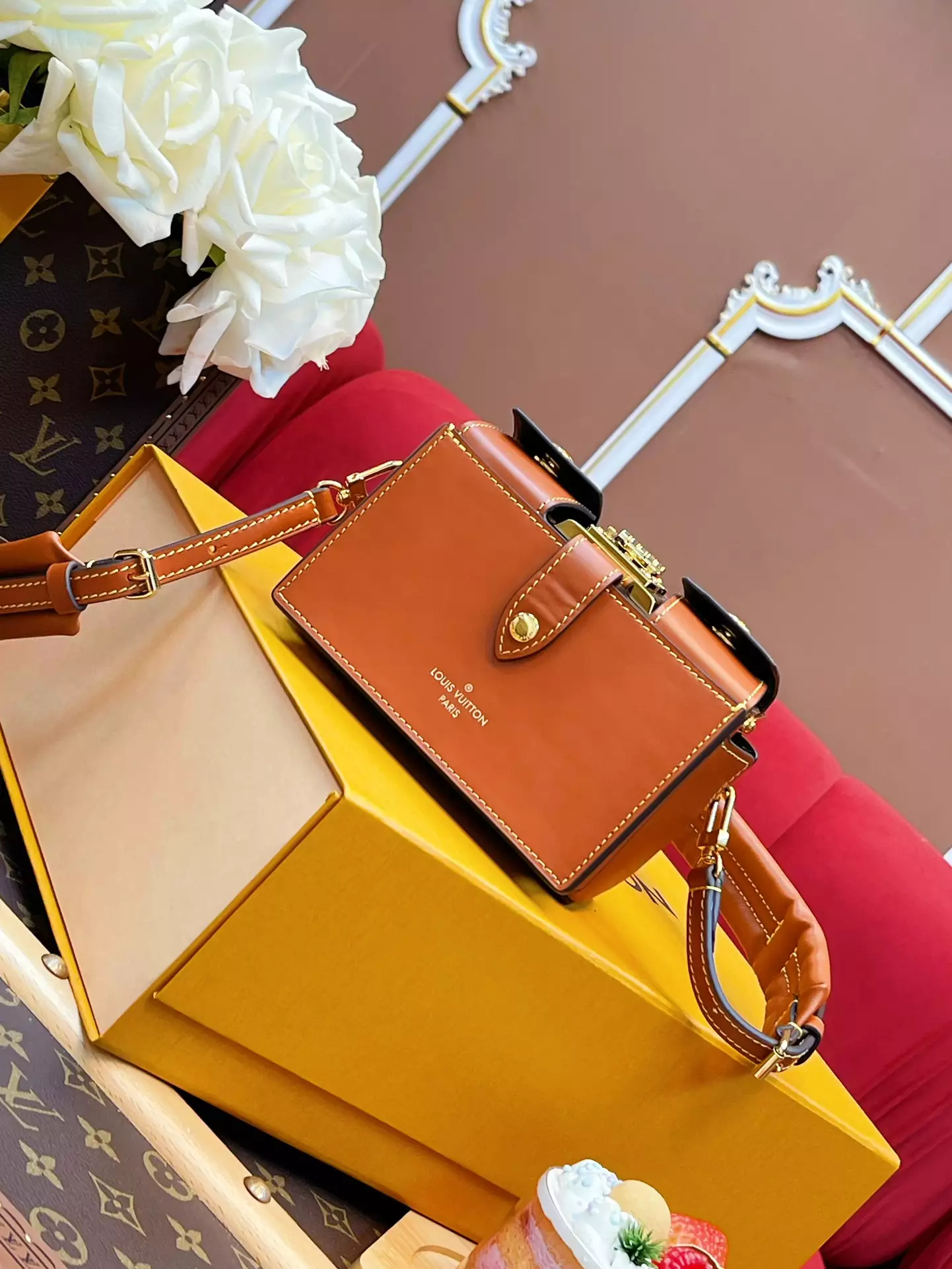 Pic Trunk Monogram Canvas Calf Leather Case