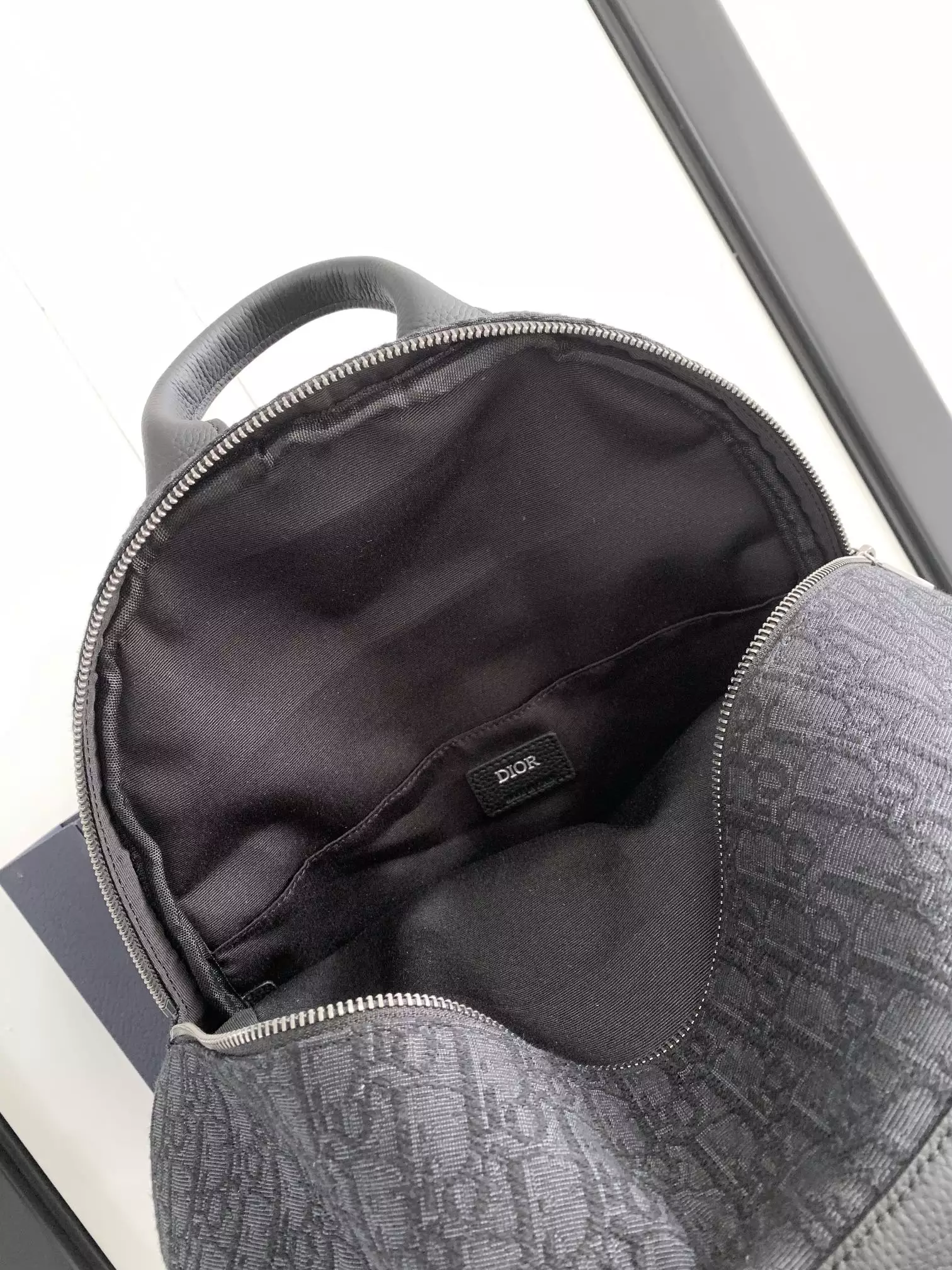 Dior 8 Backpack Black Dior Oblique Jacquard