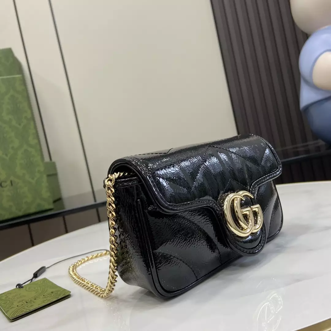 GG Marmont Super Mini Bag Black Quilted Chevron Patent Leather