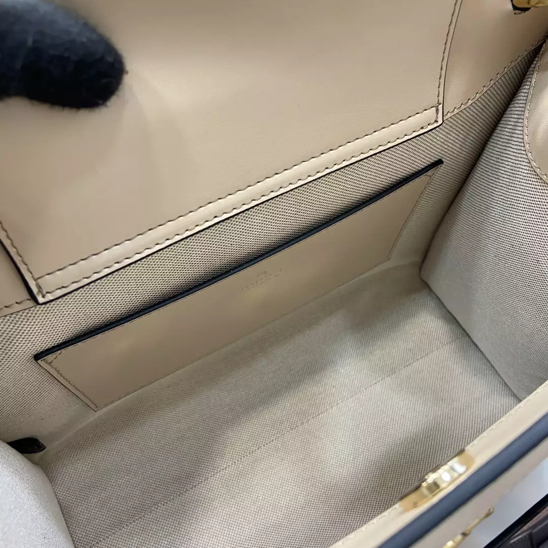 G*u*i diana small tote bag double g light beige leather