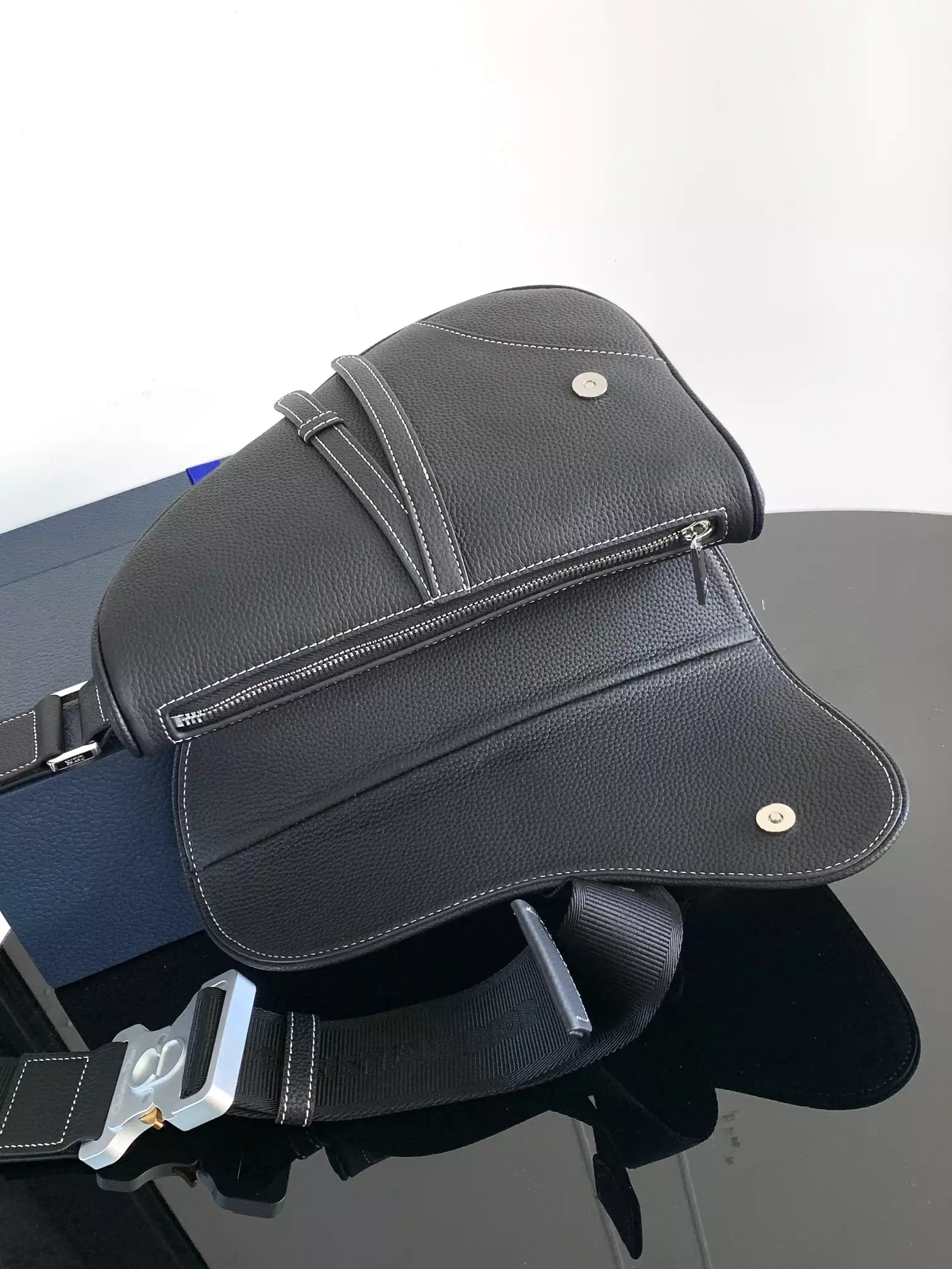Saddle Bag Black Grained Calfskin - DB186