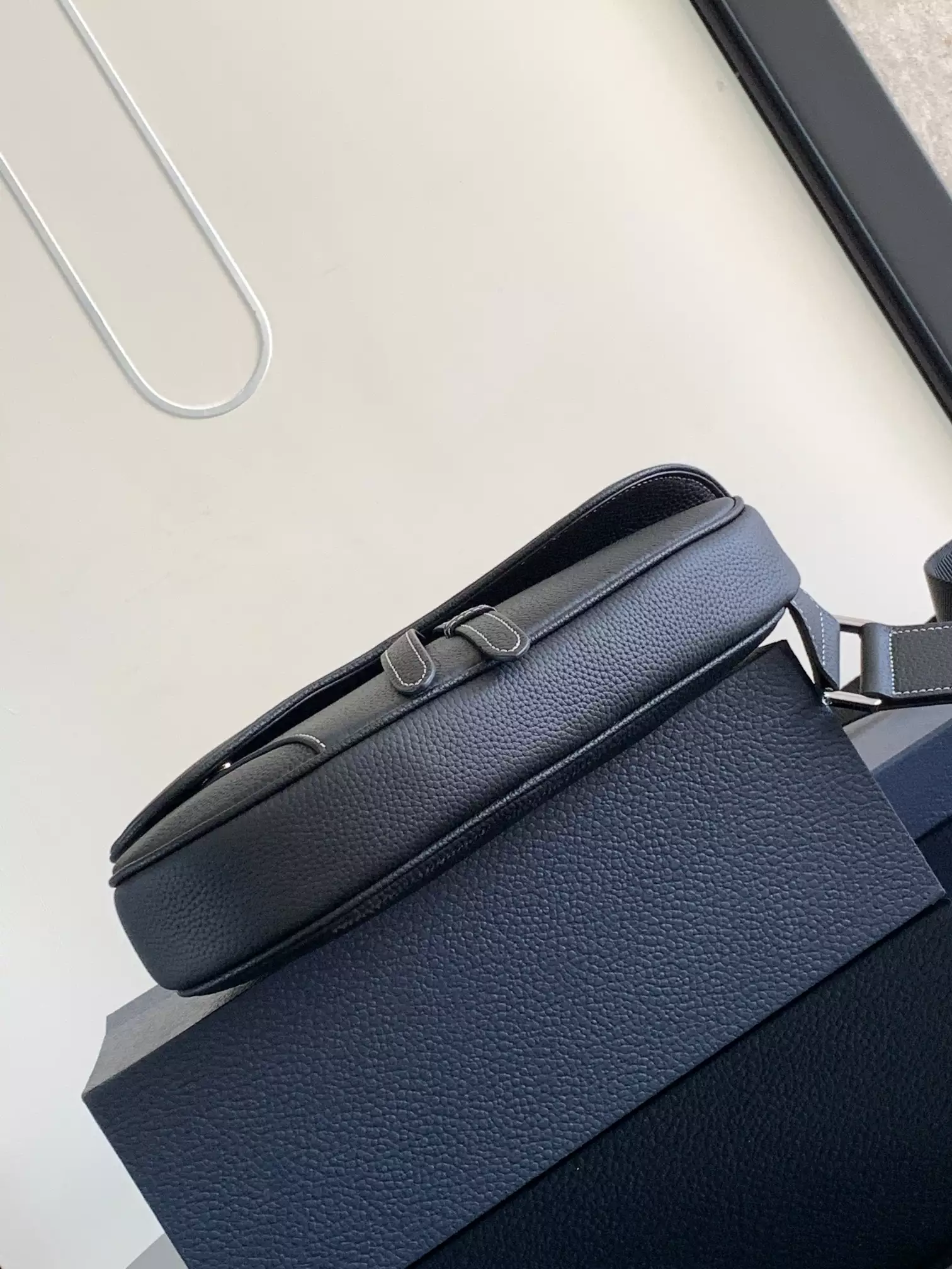 Saddle Bag Black Grained Calfskin - DB186