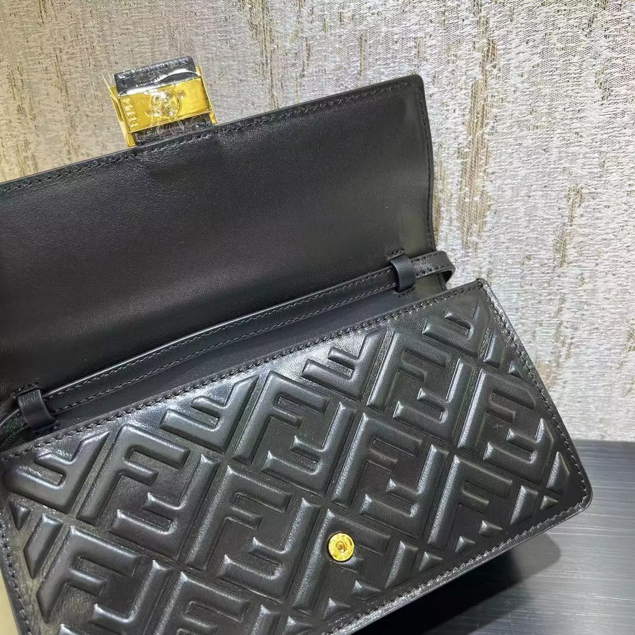 Wallet On Chain Baguette Black Nappa Leather