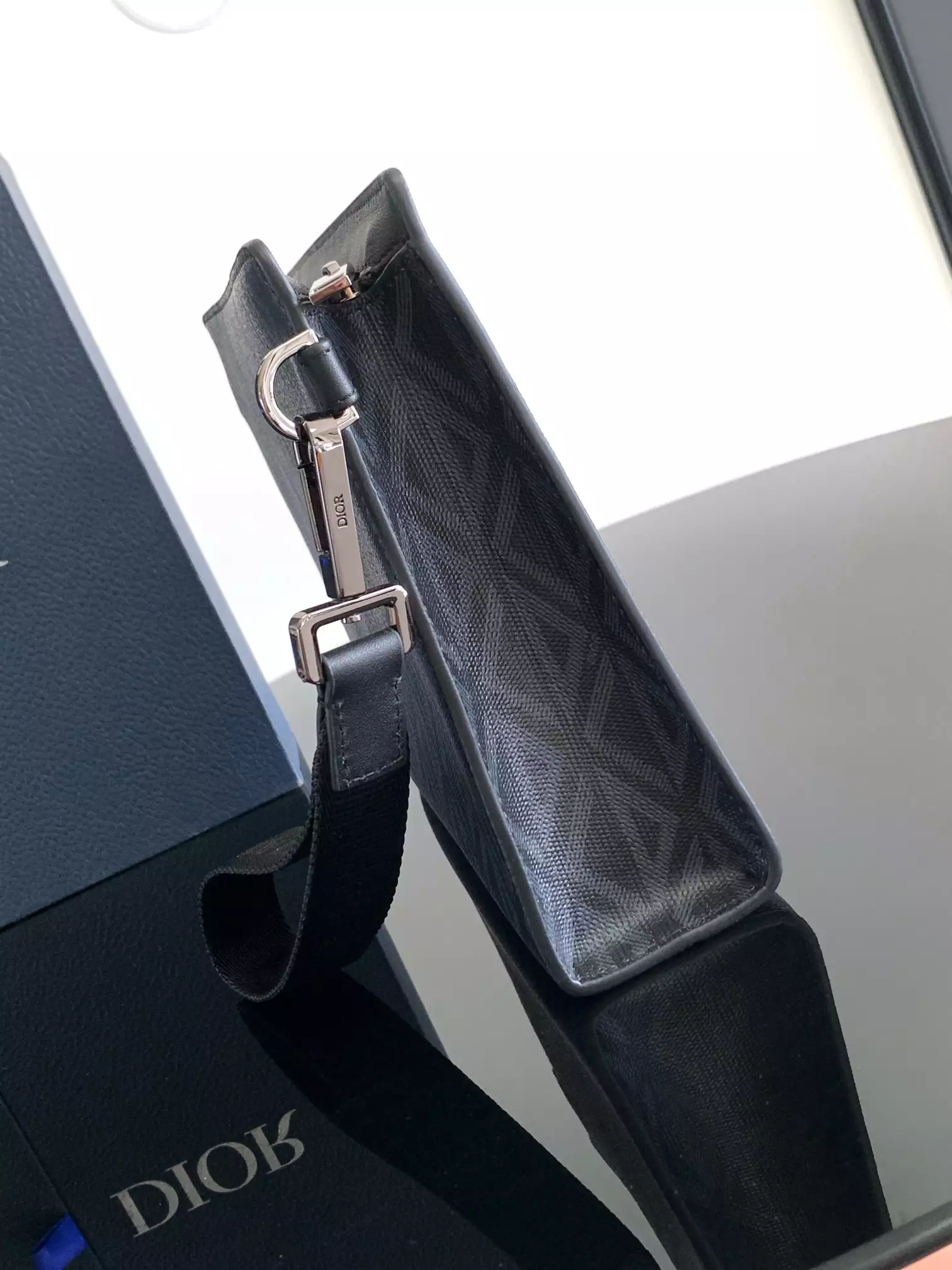 a5 triangle pouch black cd Di*m*nd canvas