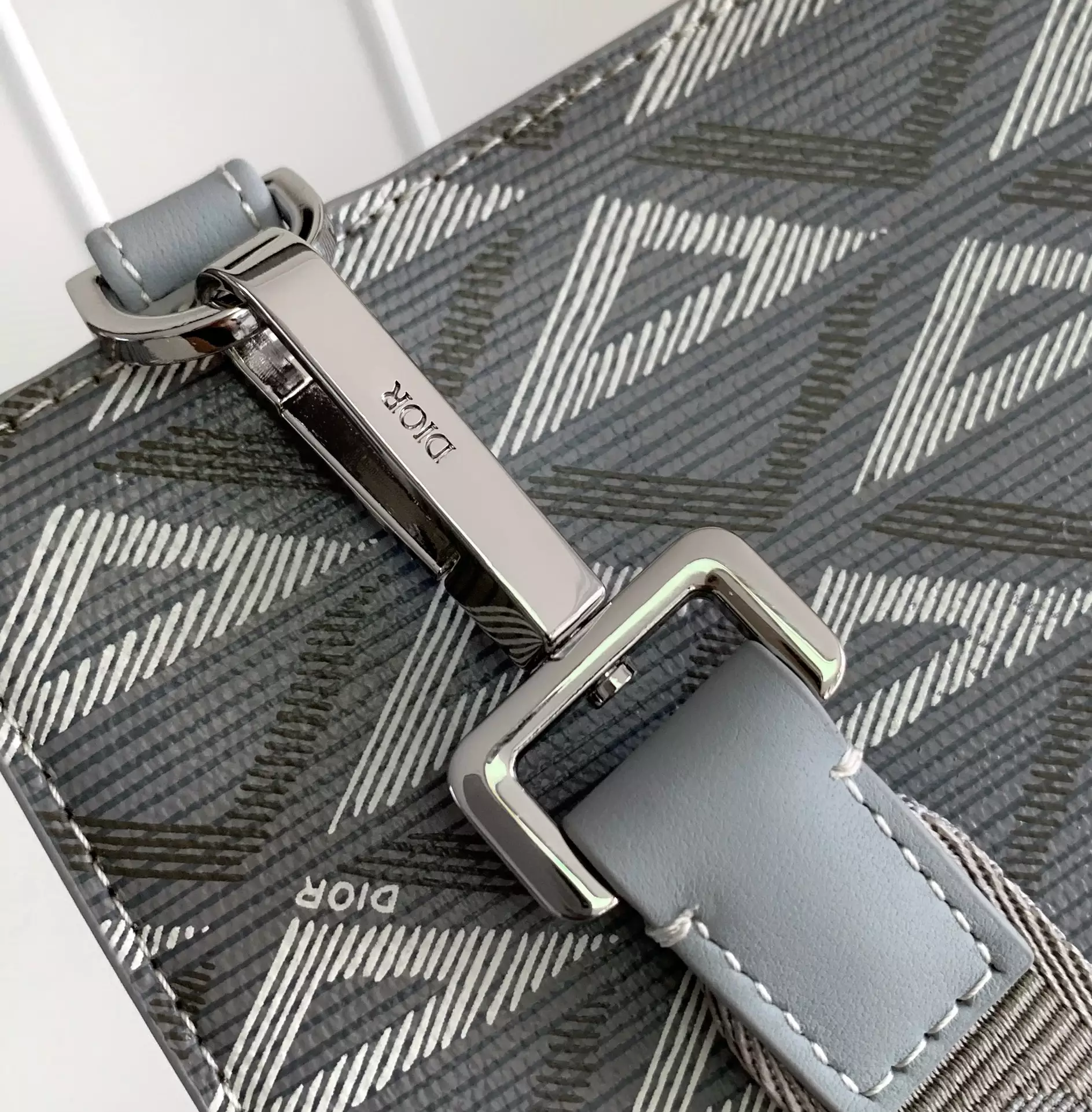 a5 triangle pouch dior gray cd Di*m*nd canvas