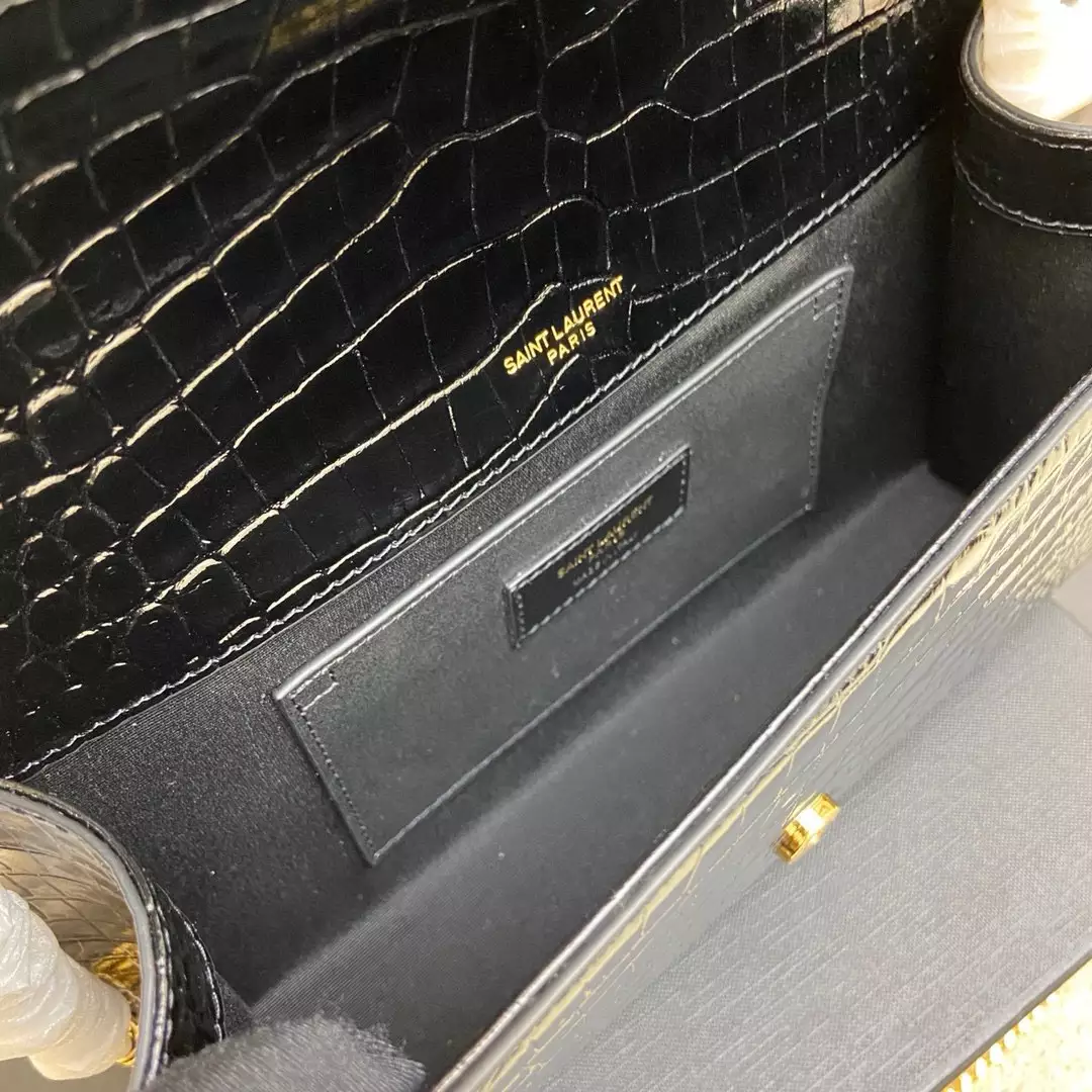 Kate Medium Tassel in Black Crocodile-Embossed Leather - YB081