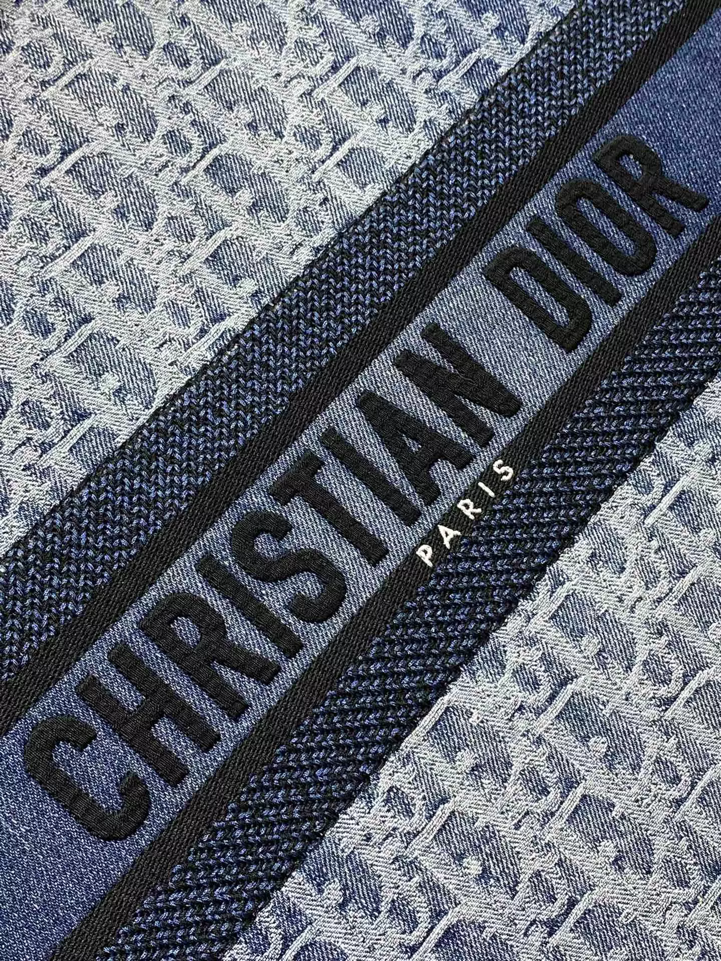 Large Dior Book Tote Blue Denim Dior Oblique Jacquard