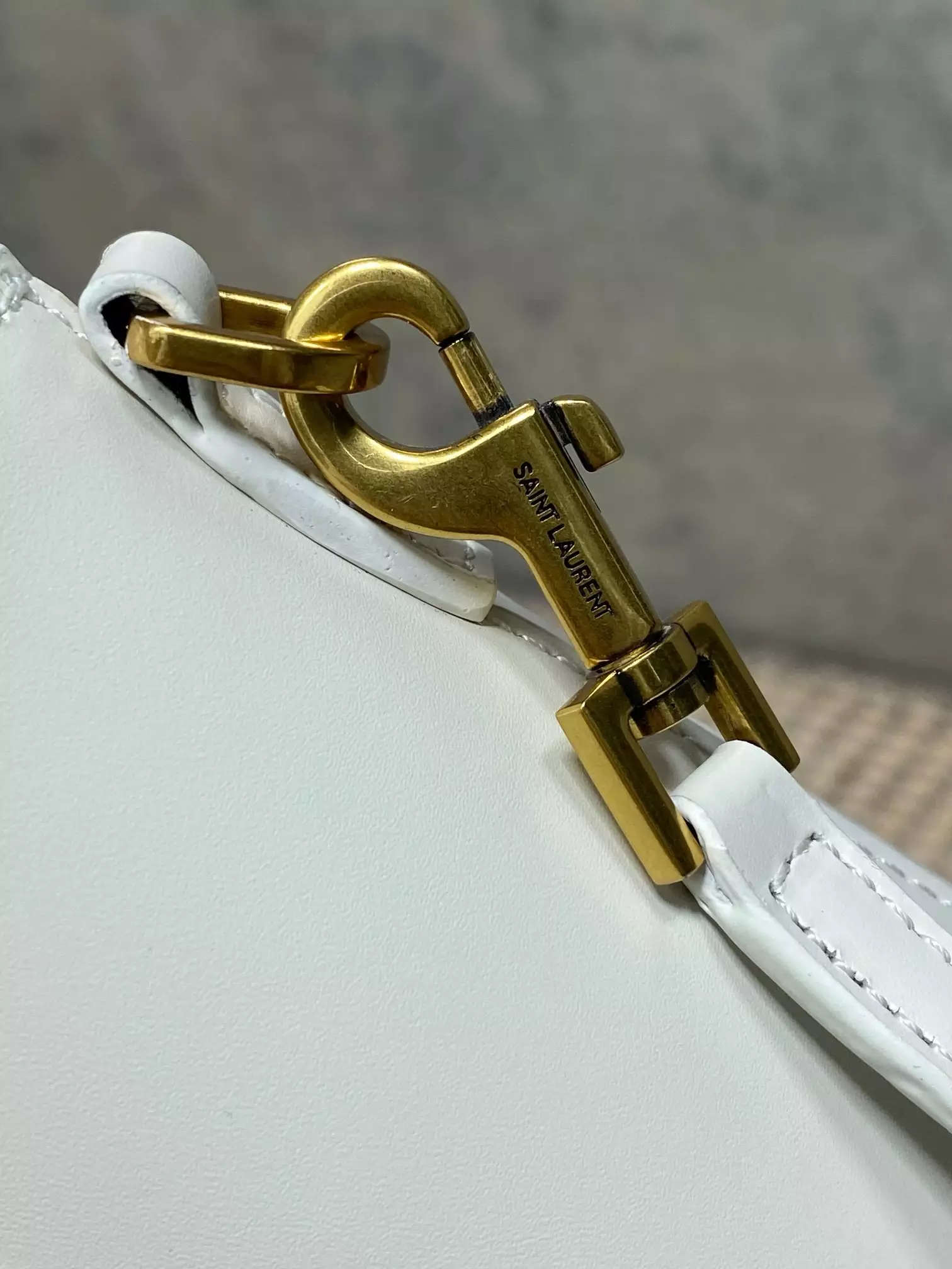 Mini Toy Shopping Saint Laurent in Blanc Vintage Box Leather - YB074