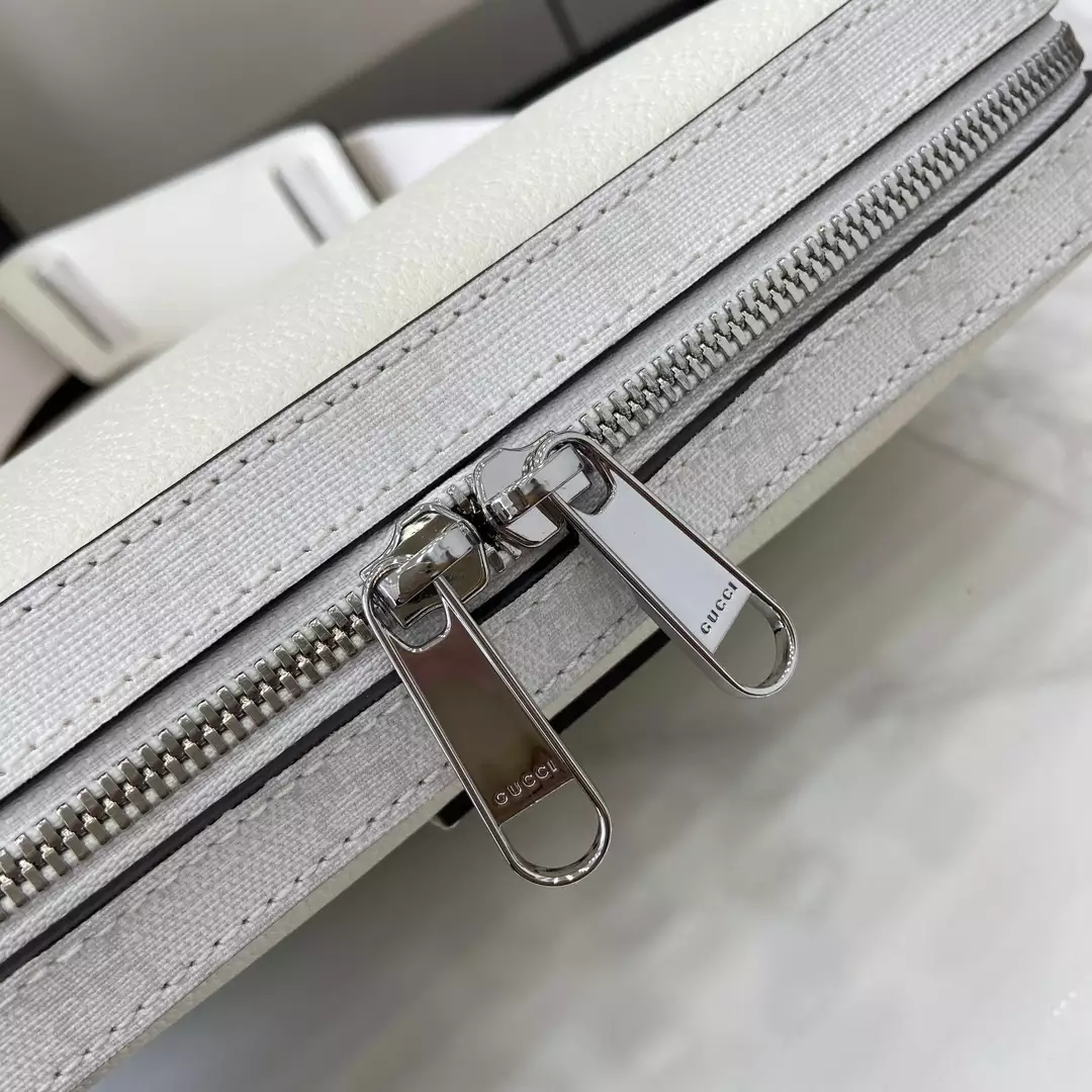 Small GG Crossbody Bag with Tag White Leather - GB361