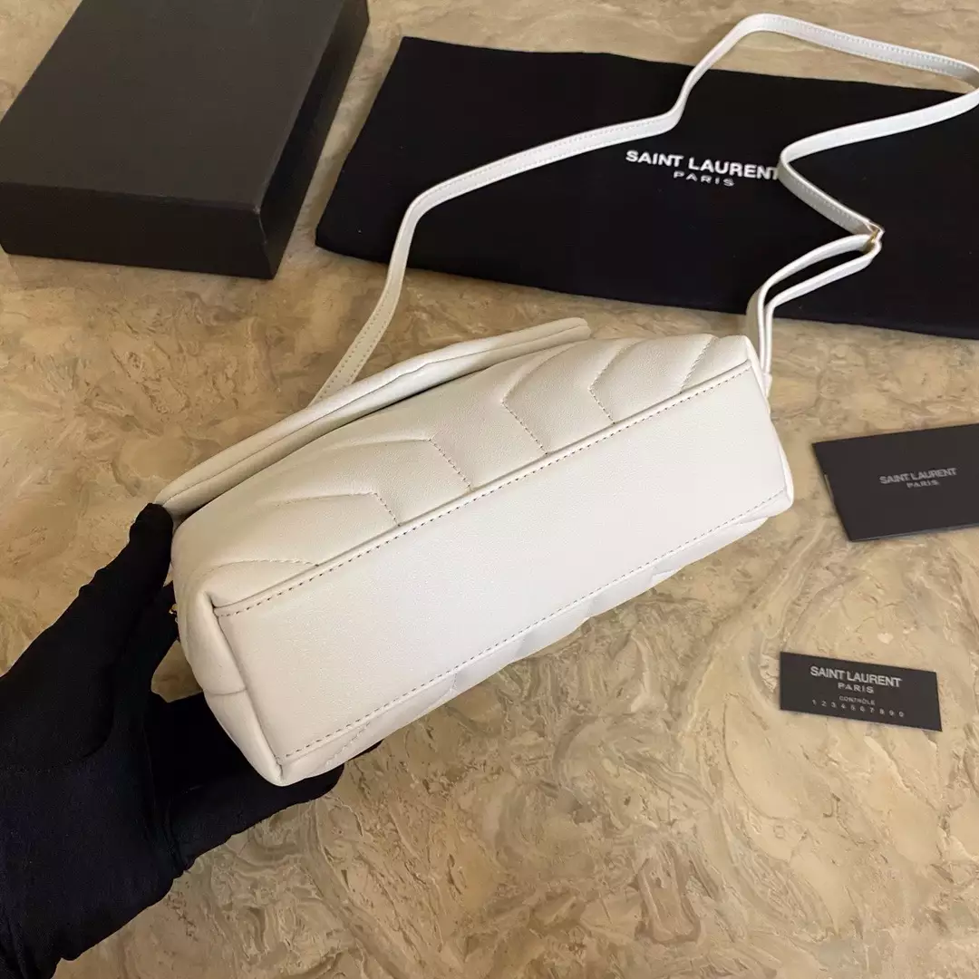 Toy Loulou in Blanc Vintage Quilted Leather - YB079