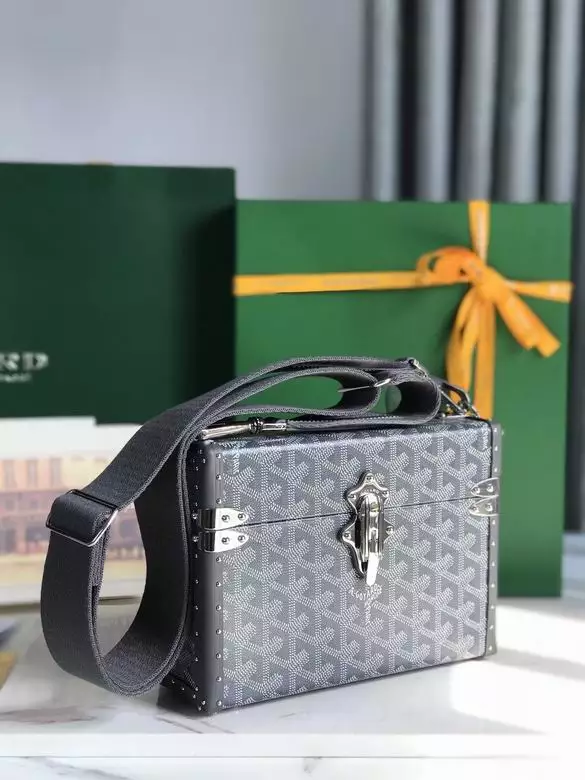 Goyard Cassette Trunk Bag - GYB071