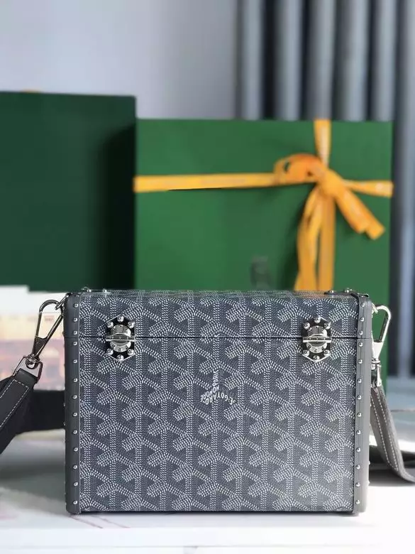 Goyard Cassette Trunk Bag - GYB071