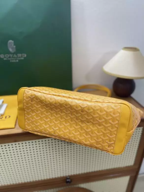 Goyard Artois MM Bag - GYB185