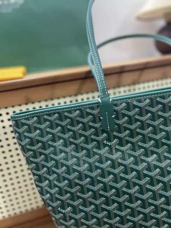 Goyard Artois MM Bag - GYB189