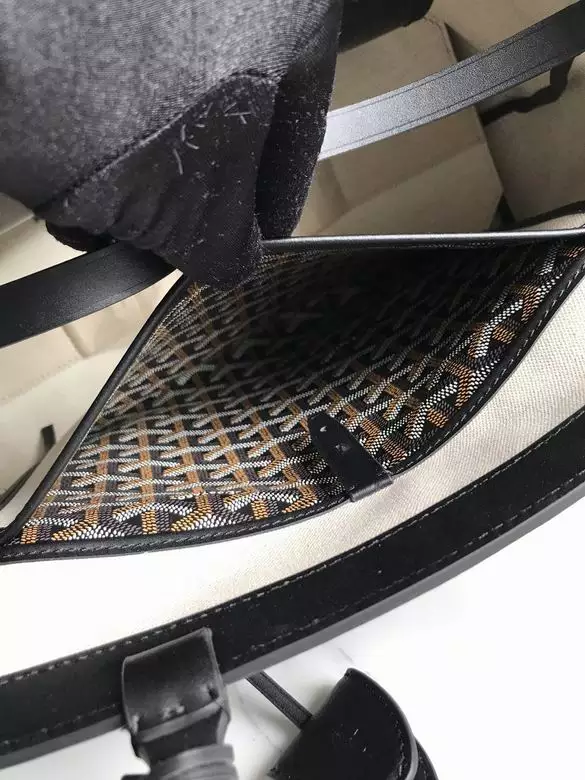 Goyard Bellechasse Biaude PM Bag - GYB124