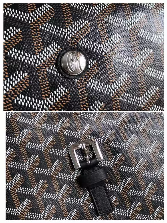 Goyard Capetien MM Messenger Bag - GYB206