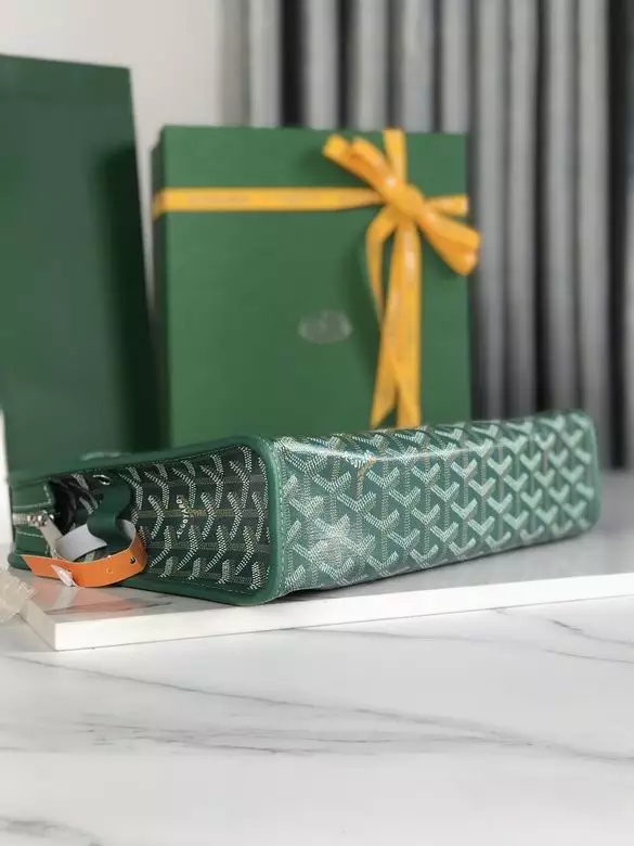 Goyard Jouvence GM Toiletry Bag - GYB255