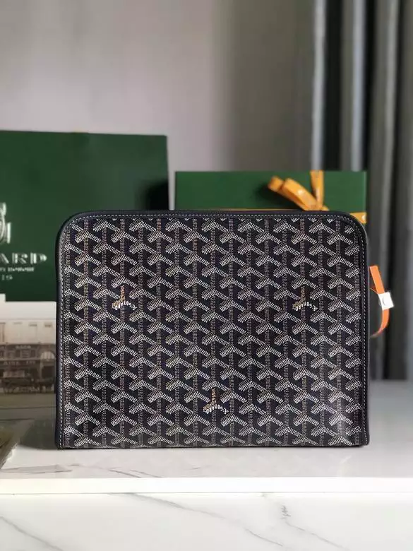Goyard Jouvence GM Toiletry Bag - GYB257