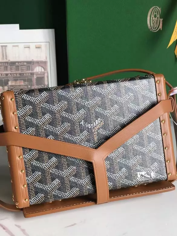 Goyard Minaudière Trunk Bag - GYB150