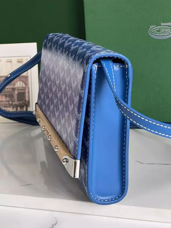 Goyard Monte-Carlo PM Clutch - GYB157