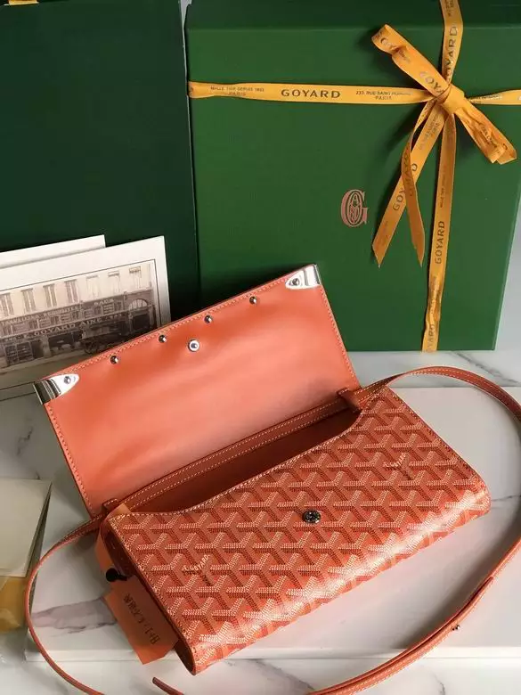 Goyard Monte-Carlo PM Clutch - GYB158