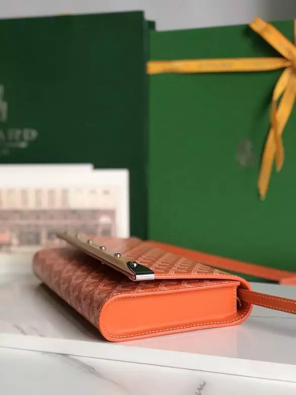 Goyard Monte-Carlo PM Clutch - GYB158
