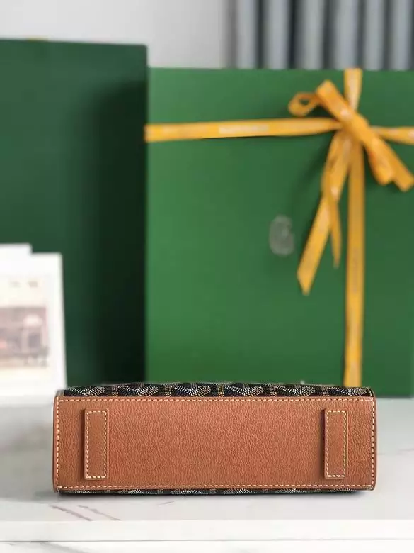 Goyard Rouette Structuré Mini Bag - GYB101