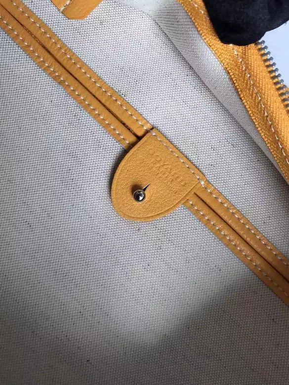 Goyard Saint Louis PM Bag - GYB284