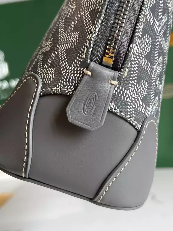 Goyard Vendôme Mini Bag - GYB111