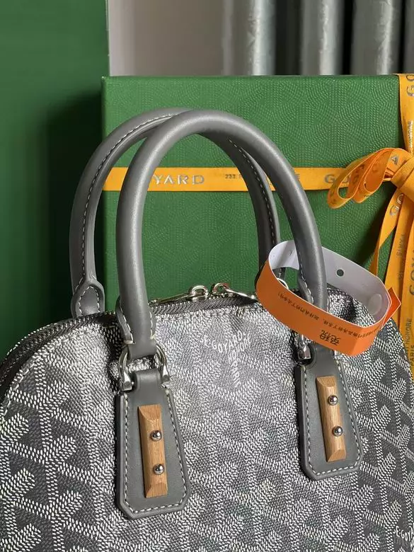 Goyard Vendôme Mini Bag - GYB111