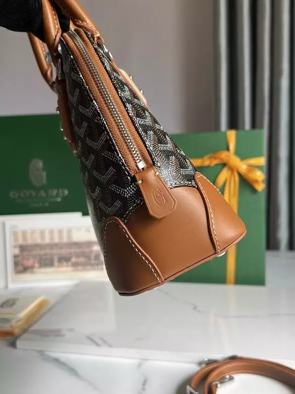 Goyard Vendôme Mini Bag - GYB114